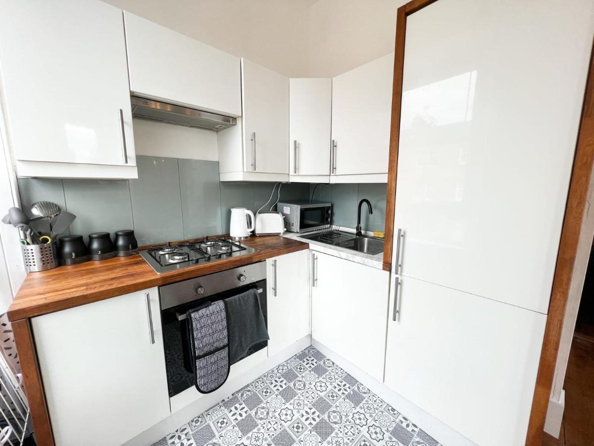 Apartmán Bohemian 1Br Flat In Abbeyhill Edinburgh Exteriér fotografie